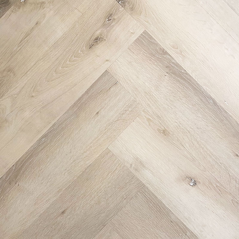 web_vinilico_spc_helsinki_herringbone_1